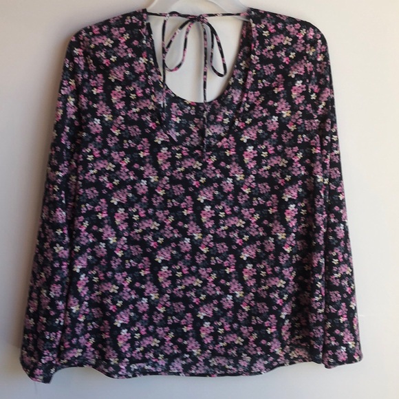 Victoria Secret floral long sleeve top - Picture 3 of 4
